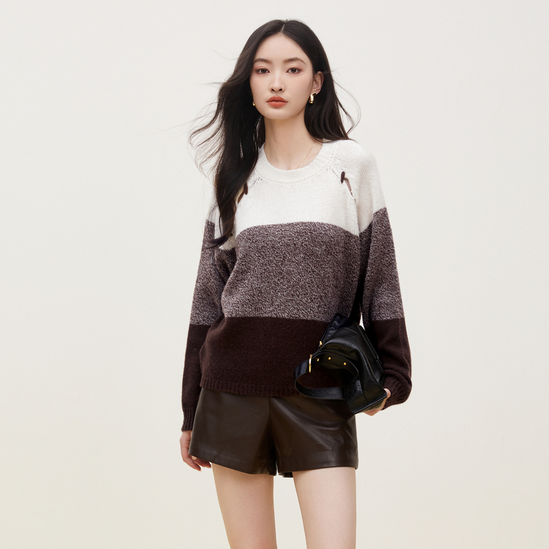 XG雪歌拼色毛针织衫秋季新款纯毛衫女