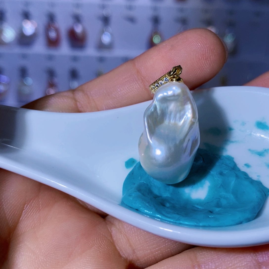 淡水珍珠颈饰合金