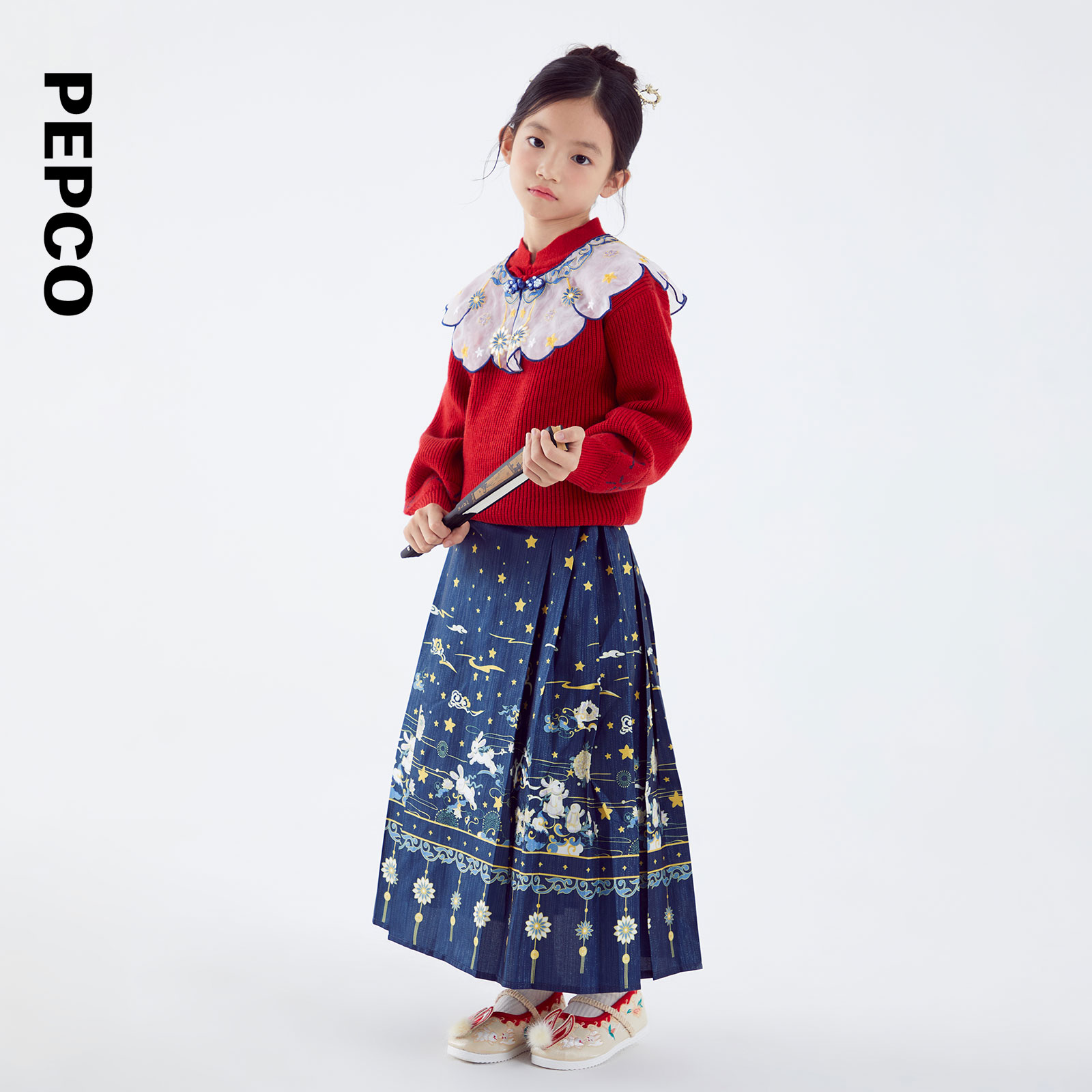 小猪班纳中式国风年服毛衣马面裙两件套中大童冬款新款822416416