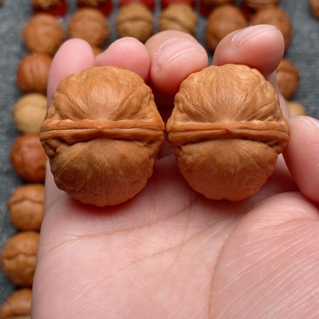 文玩核桃把件手捻大团圆