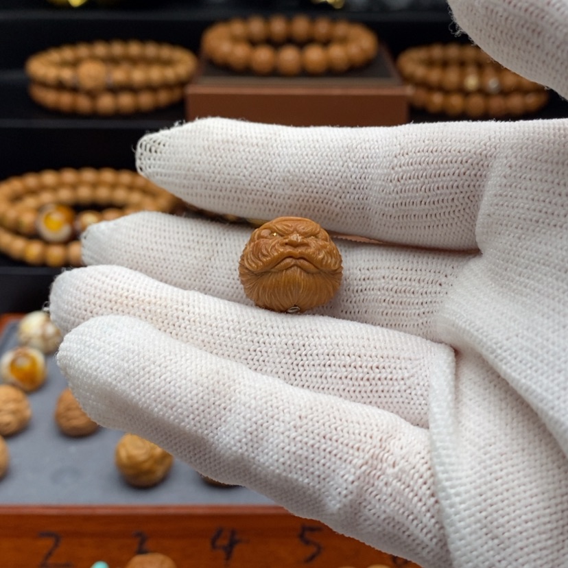 【闪购商品】猴头核桃吊坠⊙***→