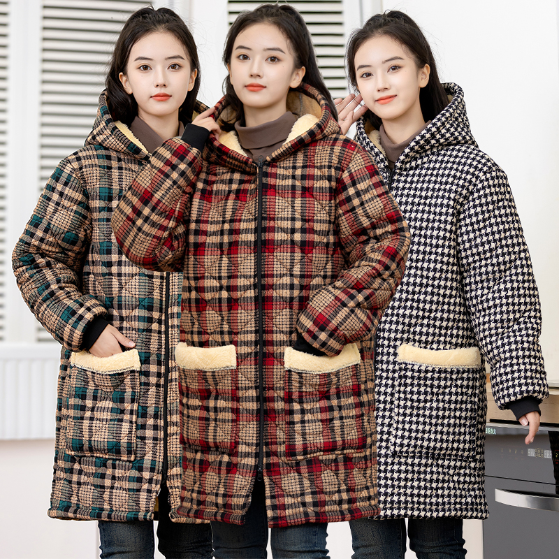 加肥大码加厚羽绒服罩衣大人女长袖加绒连帽工作服棉袄成人围裙冬