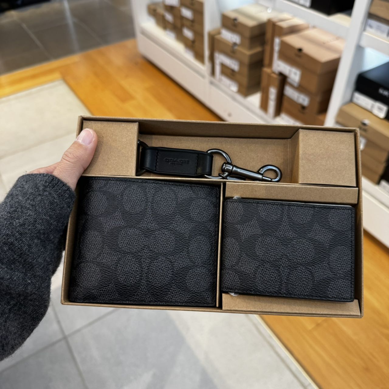 COACH/蔻驰Wallet 11 男士短款钱包套盒礼盒装11*2.5*9cm N