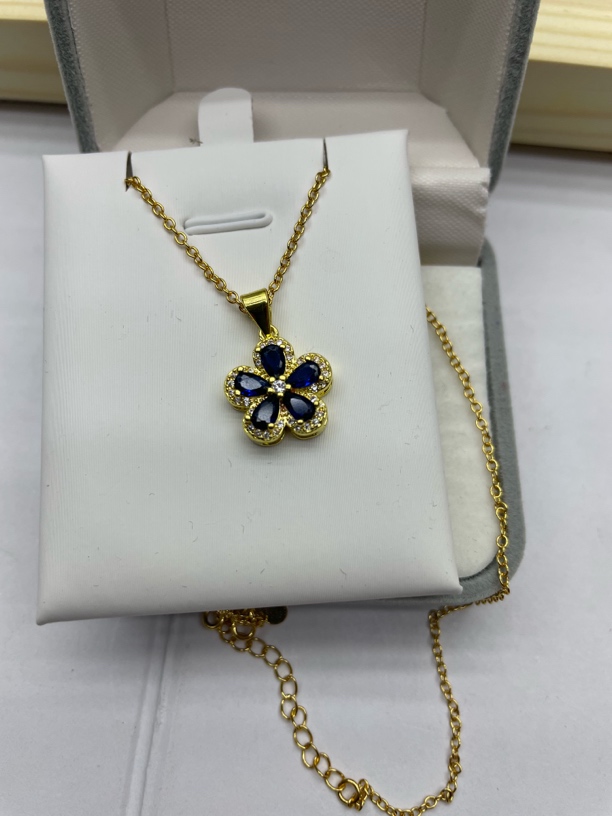 铜合金吊坠 清新绿色花朵项链时尚气质锁骨链高级感百搭配饰潮