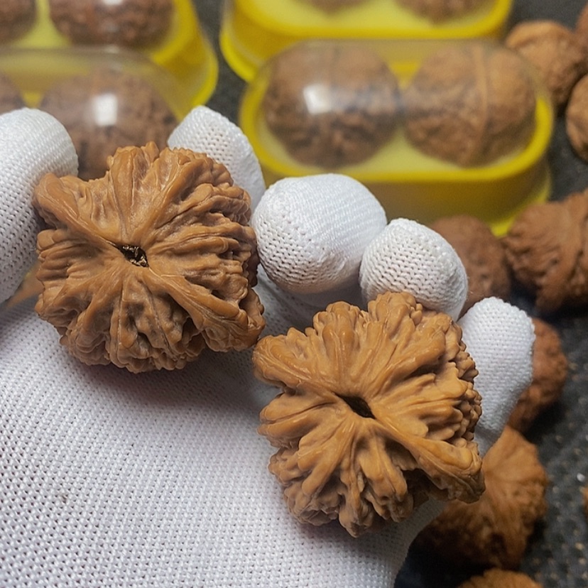 【闪购商品】文玩核桃吊坠