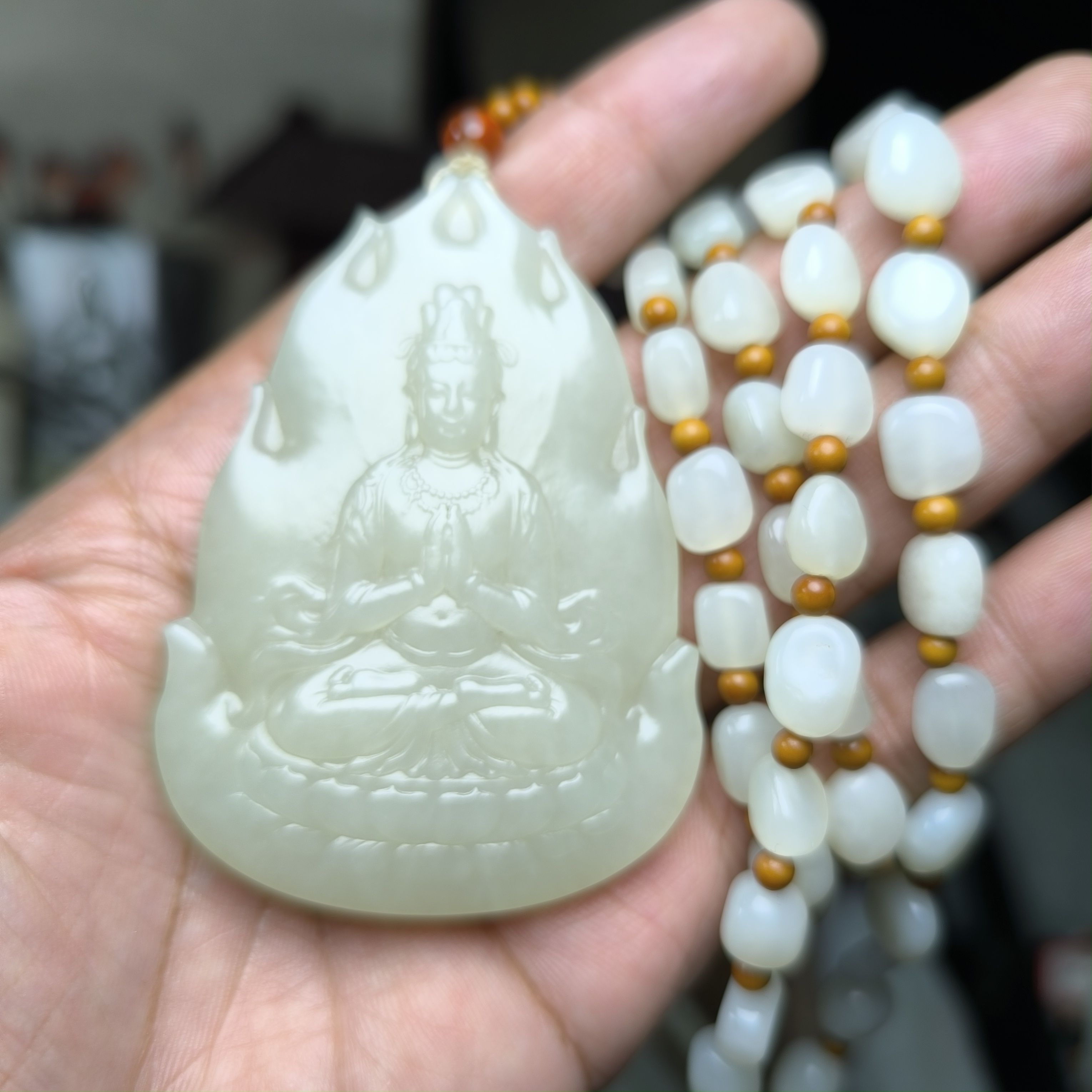 和田玉火焰款观音牌