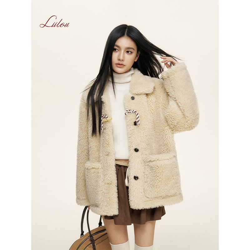 Liilou  绒化入冬 撞色牛角扣 翻领皮毛一体外套
