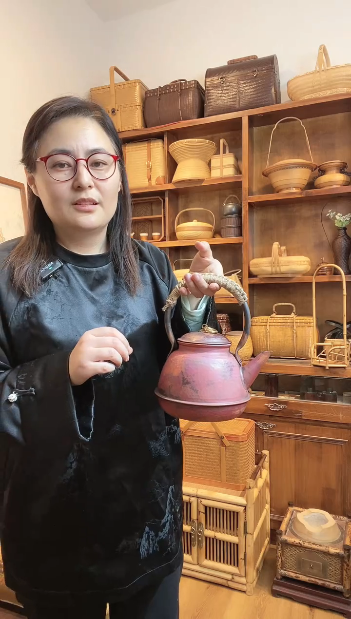 【闪购商品】铜壶1