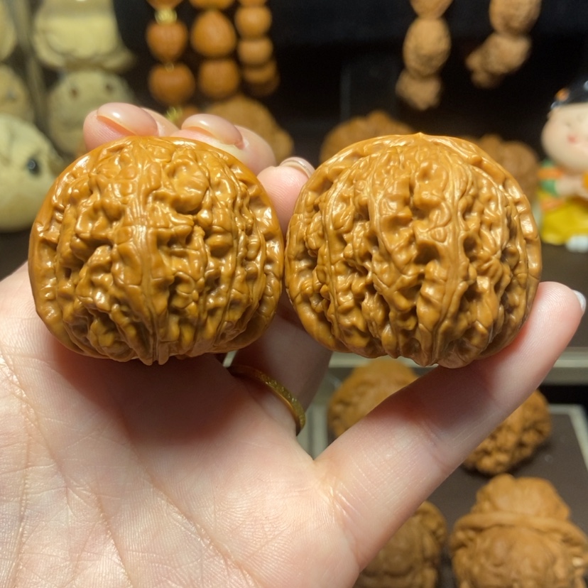 【闪购商品】文玩核桃吊坠啊*40球白