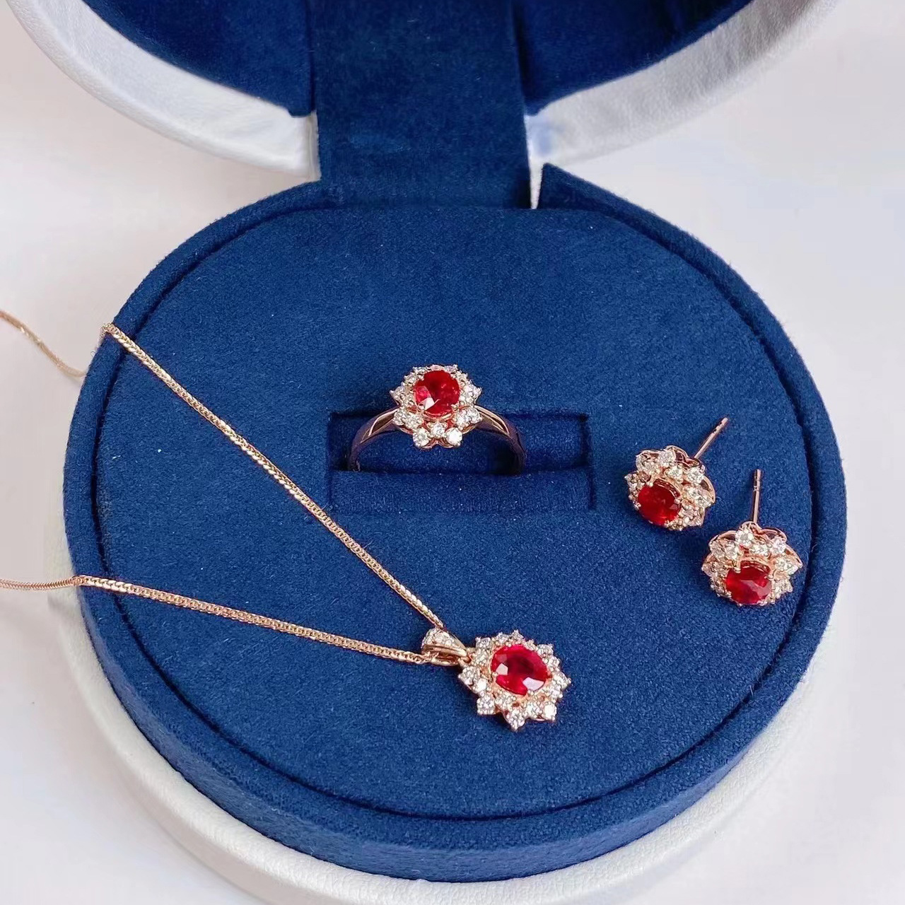 铜合金项链 简约精美耳钉项链戒指小清新精致气质百搭经典奢华