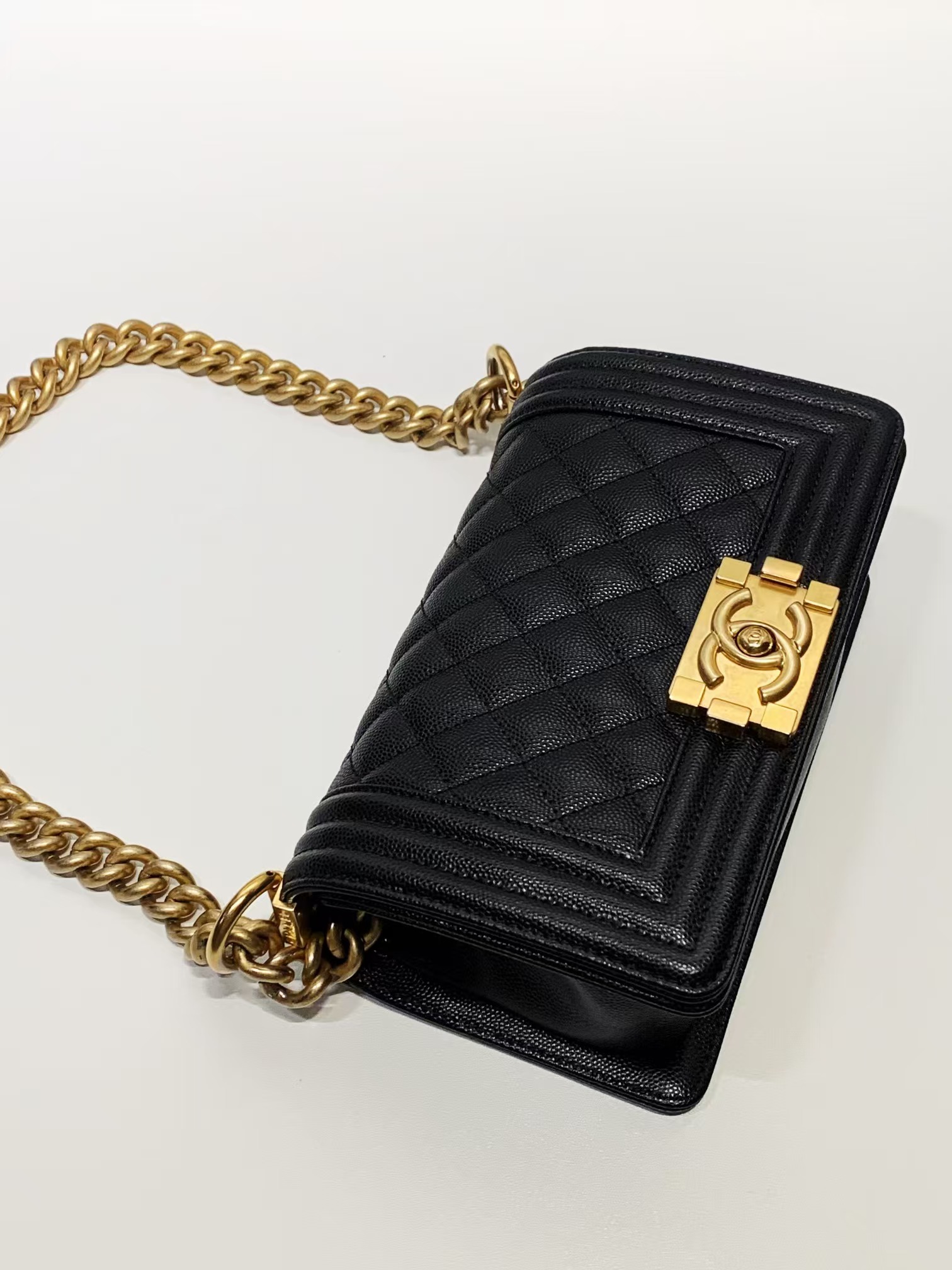 99新 Chanel/香奈儿 HIHI/黑金荔枝纹Leboy小号芯片9647994