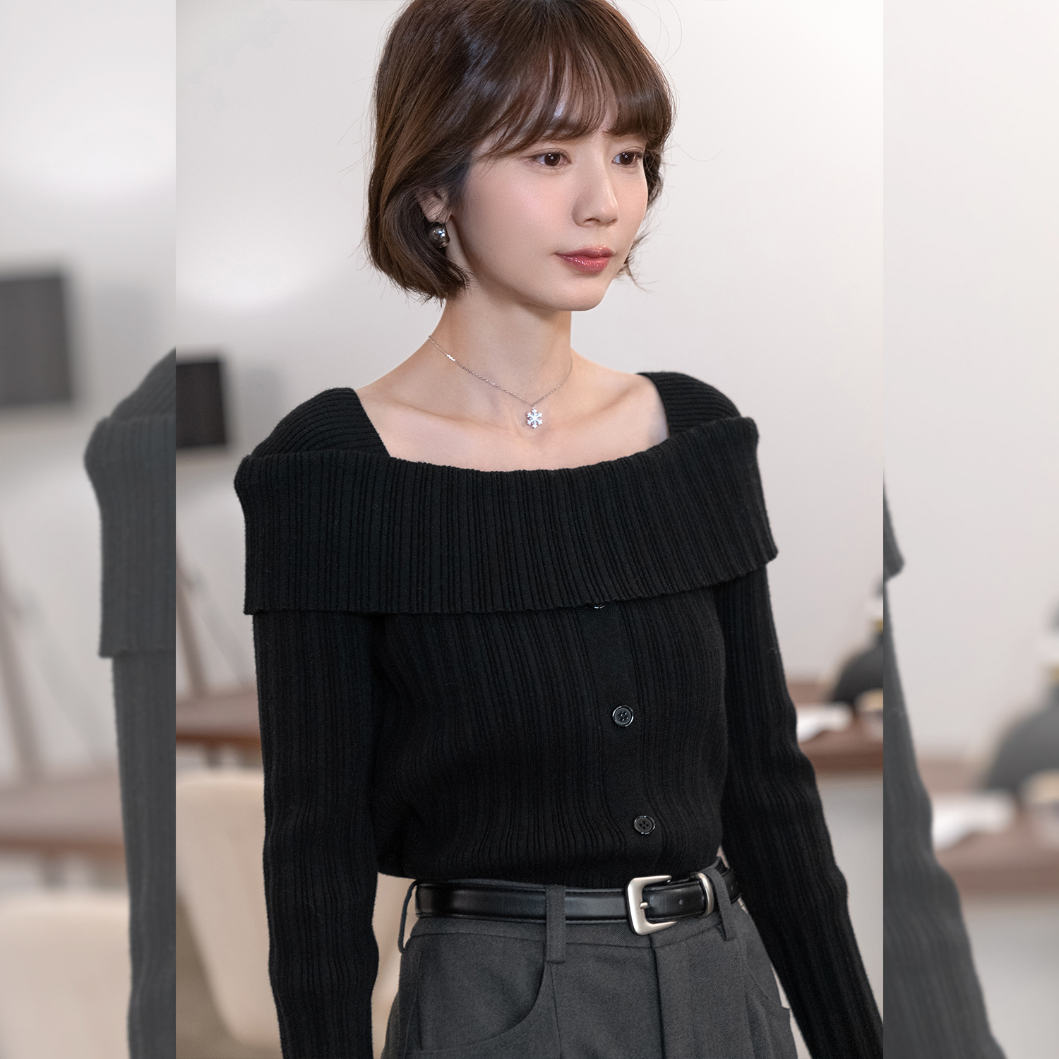 「新品」【心动派对】一字肩针织上衣FS311S008