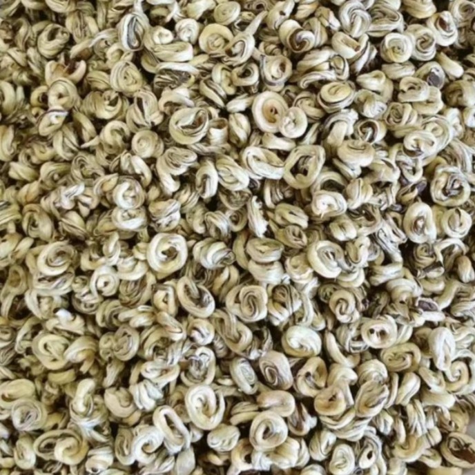 六窨茉莉花茶（珍品玉玲珑）