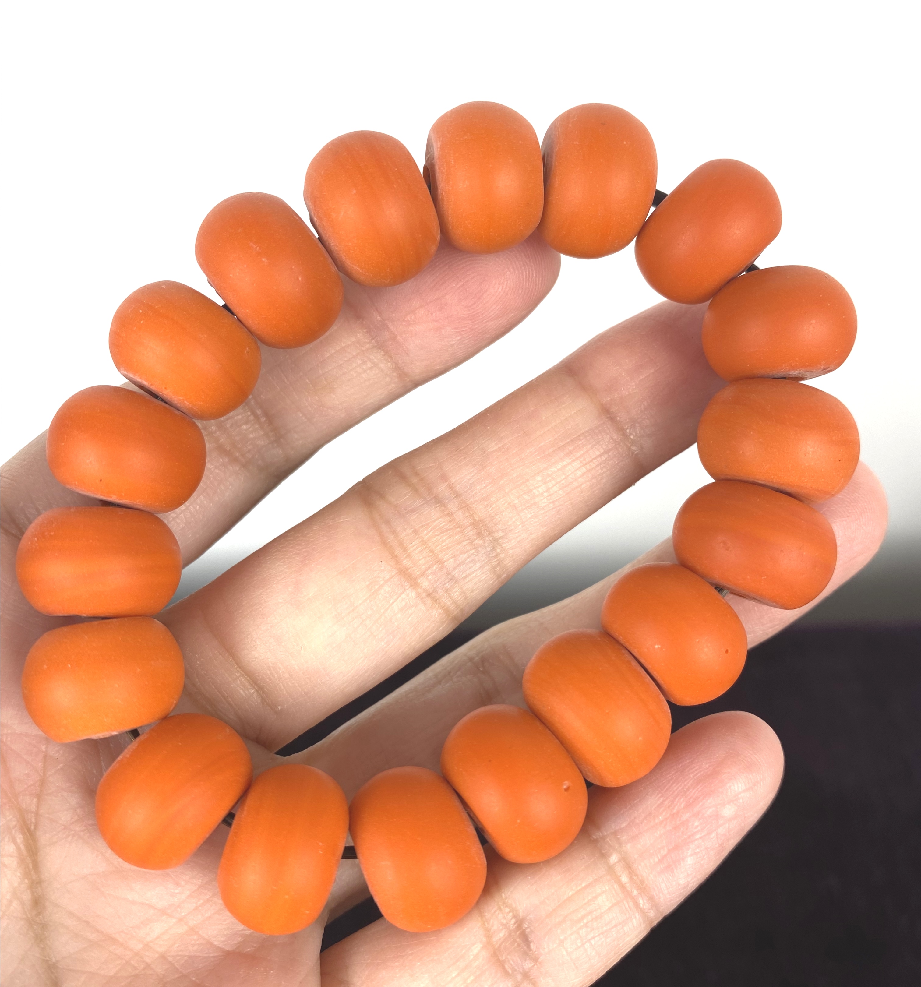 橘红色老琉璃扁圆形珠子手串珠子直径15mm