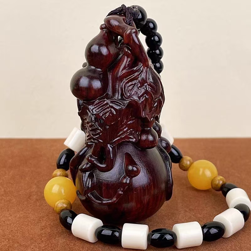 （木雕哥专属）紫檀手把件木一物一拍福利小摆件