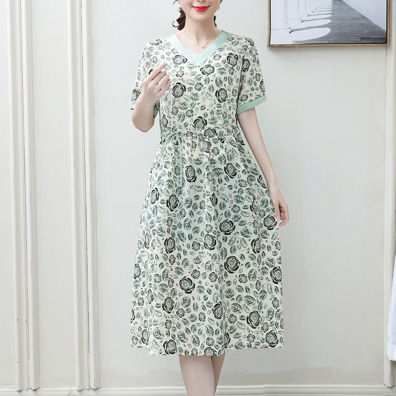 新款洋气妈妈装宽松玫瑰花连衣裙JXE1135