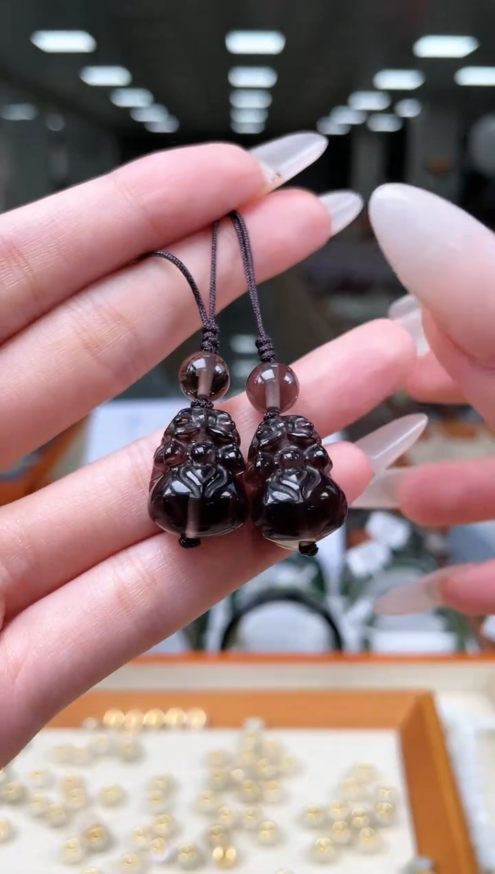 【闪购商品】黑曜岩吊坠(不含链)未镶嵌貔貅挂件 多样性发货/一件