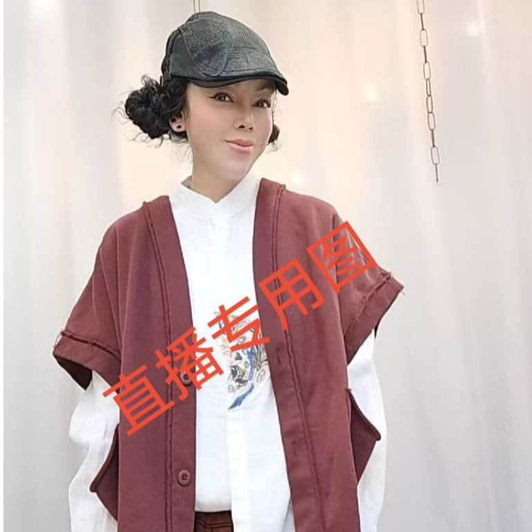 圆领破洞印花宽松卫衣(2)春季服饰百搭时尚