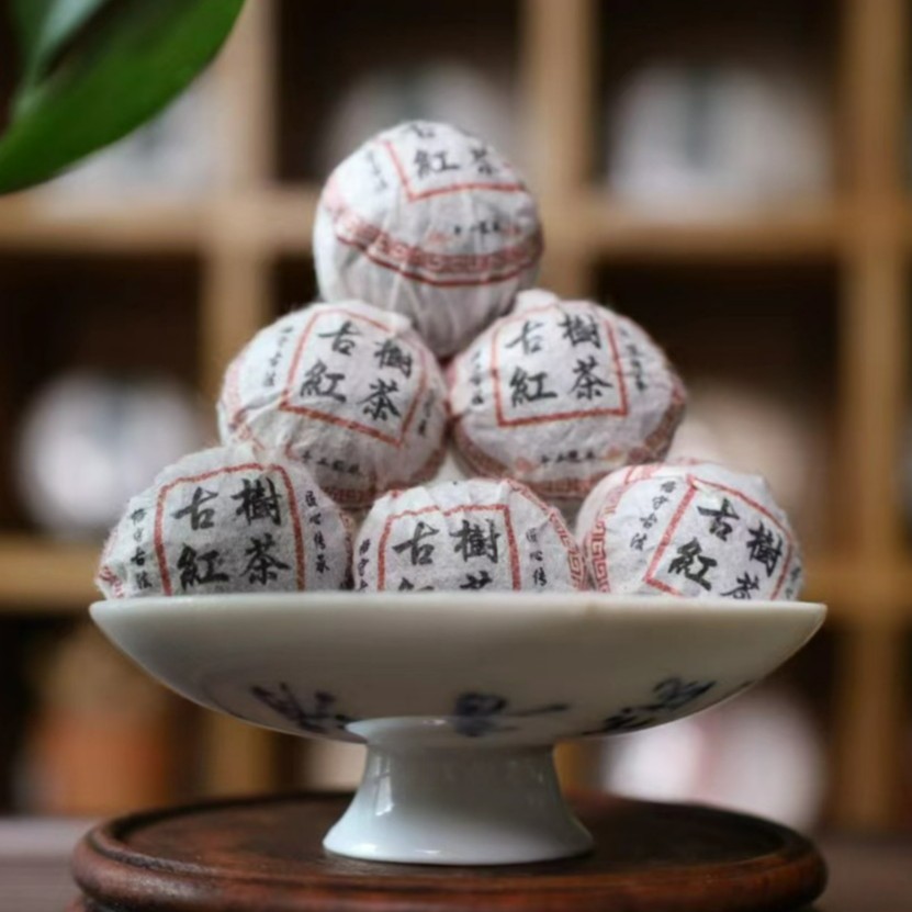 缘渡仙芽云南滇红晒红古树龙珠茶农家自家茶园7g红茶通用盒装