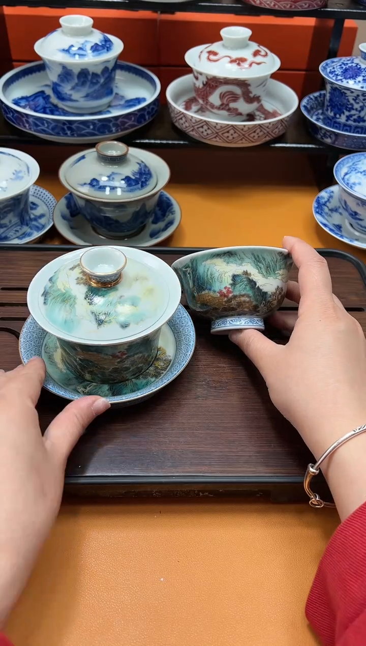 【闪购商品】陶瓷杯锦绣马蹄盖碗压手杯