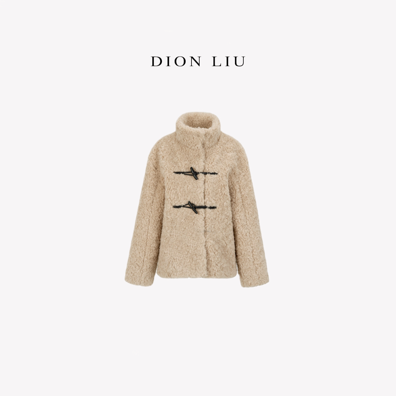 LIU SINYA｜【浪漫冬日】100羊毛牛角扣女士外套D024147