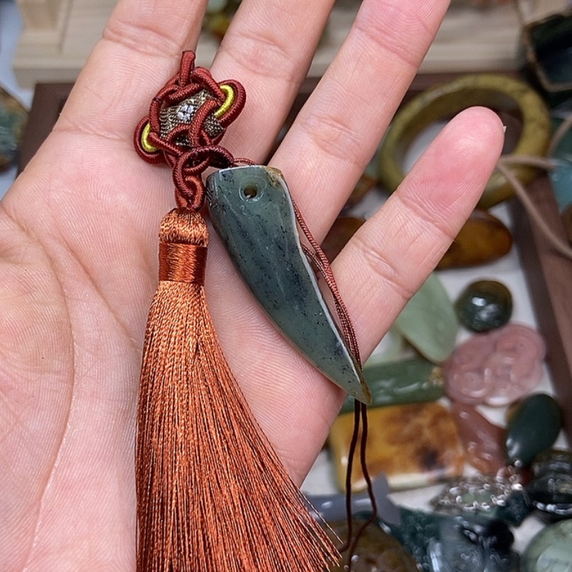 【闪购商品】岫岩河磨玉（透闪石质玉）颈饰未镶嵌