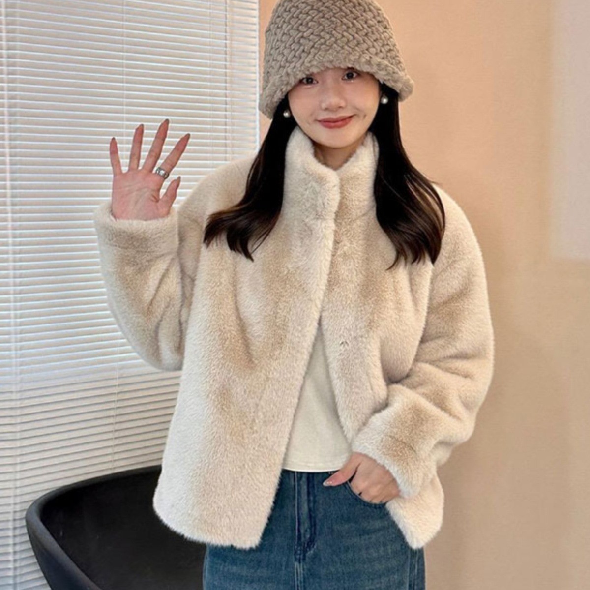 秋冬季韩版时尚毛绒外套年轻款立领皮毛一体加厚毛毛外套女