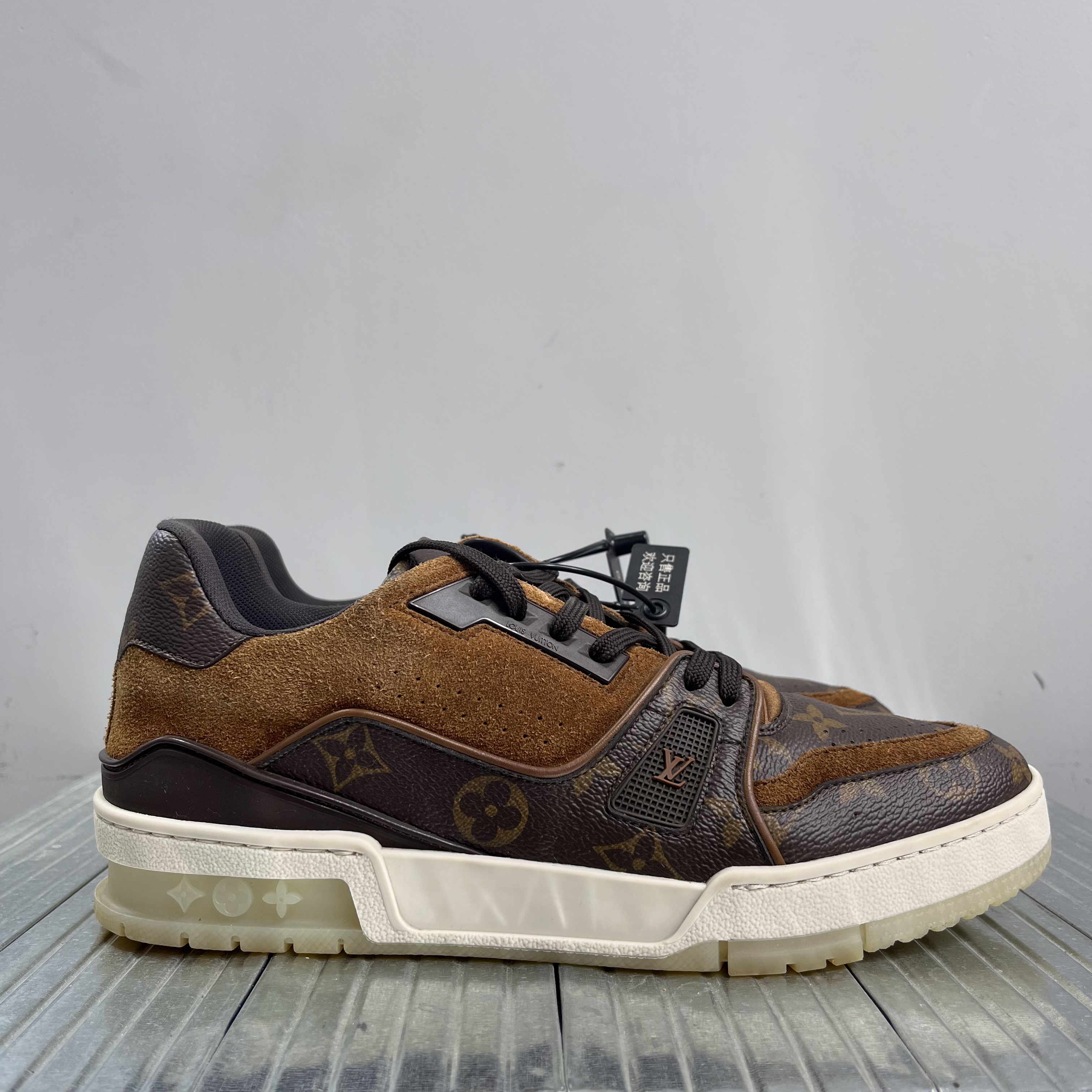 「95新」40码/LV Trainer 棕色老花 板鞋/原盒/公价10899/DY6073