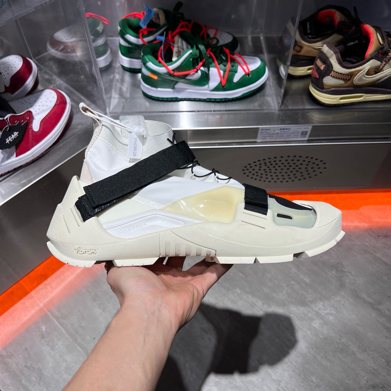 99新/44.5码/NIKE MMW 机能鞋/无配件/公价4299/YH9527