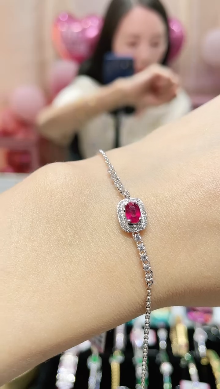 【闪购商品】红宝石手链18K金镶嵌1