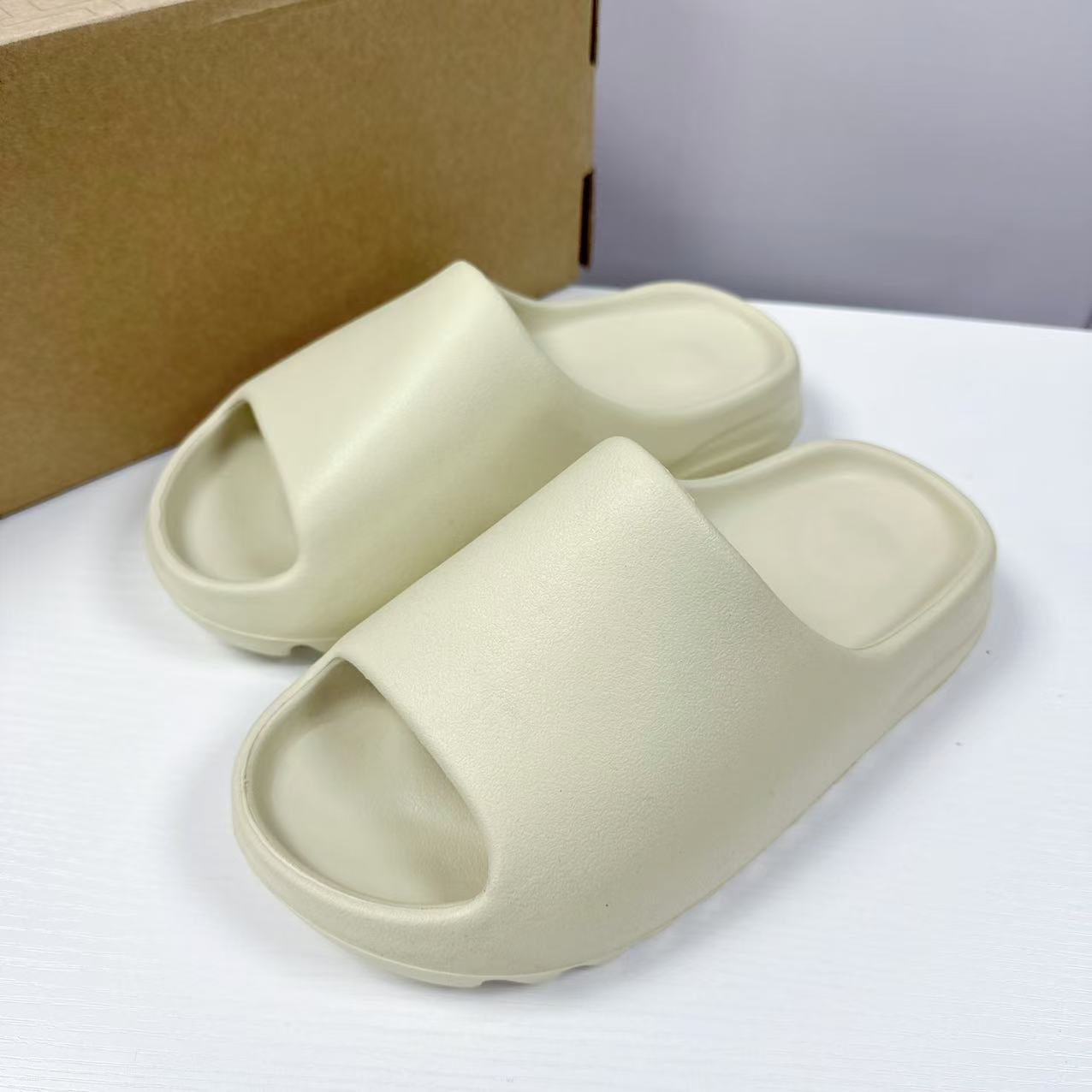 新款男女休闲厚底舒适一字拖 795 796