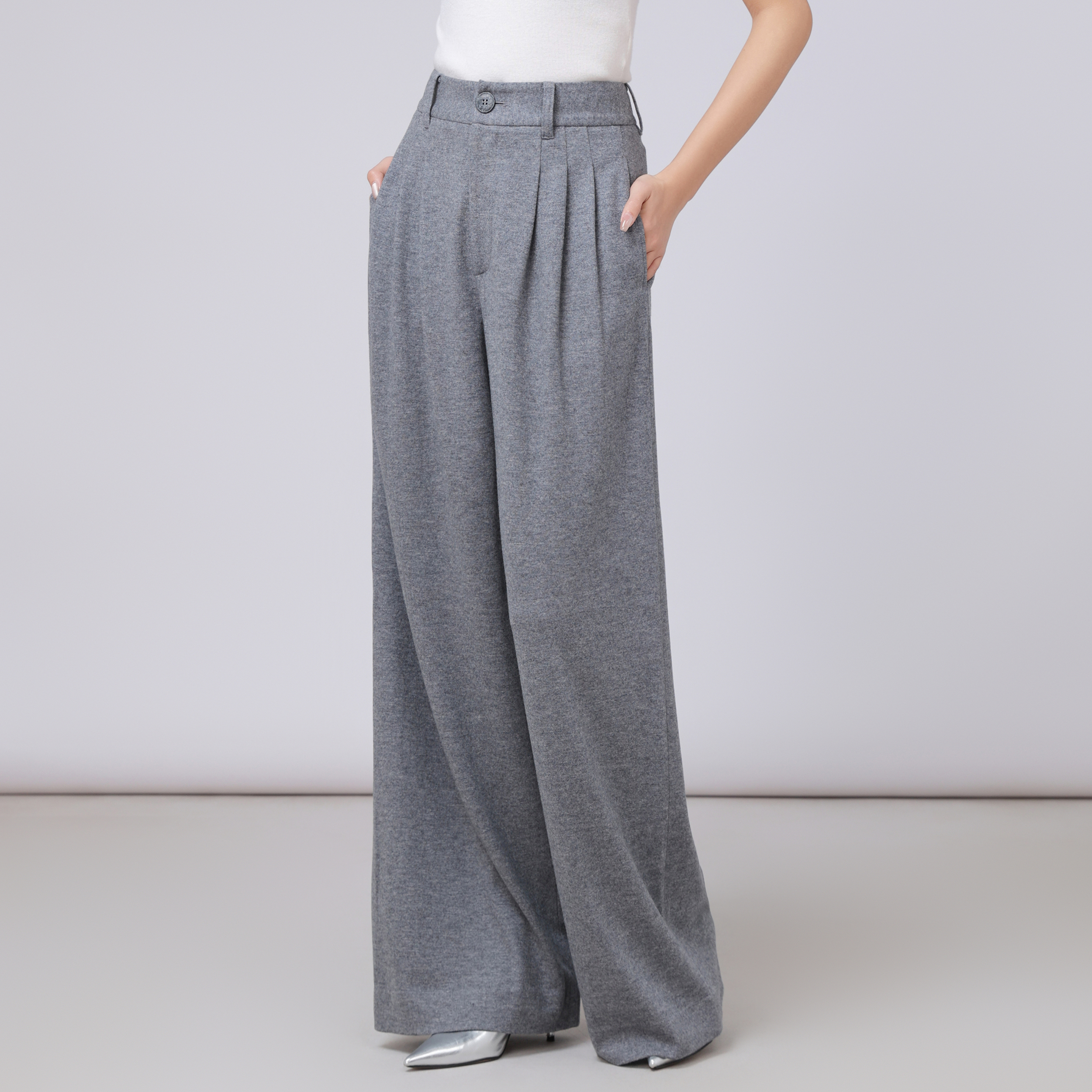 AMASS/阿玛施 纯色糯叽叽时尚百搭直筒显瘦裤女5100661裤子