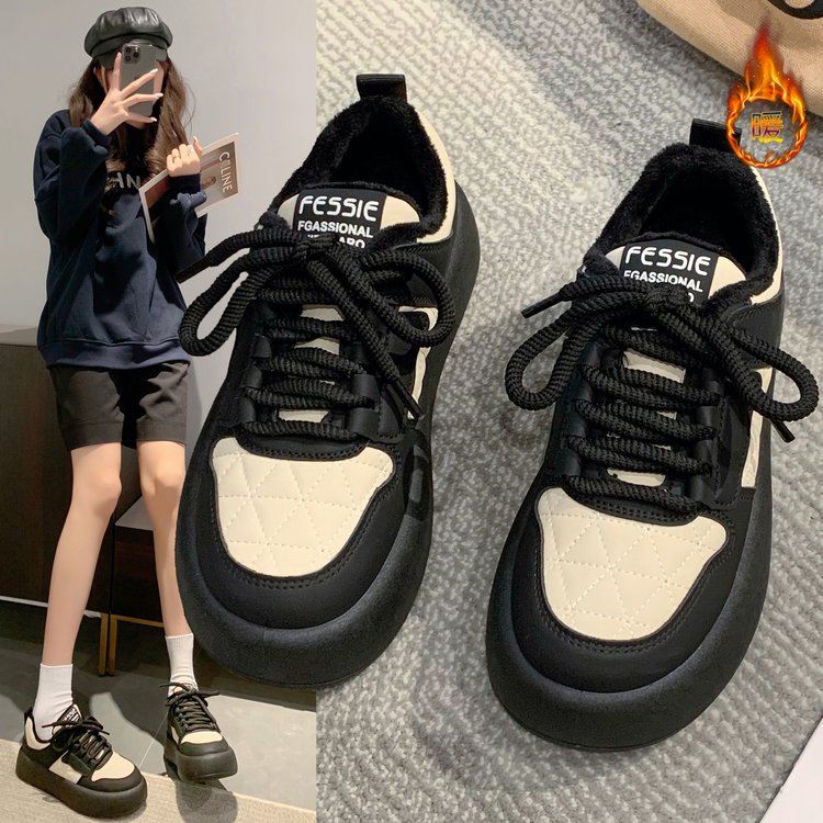 红蜻蜓牌2023秋冬新款加绒小白鞋百搭时尚软底圆头休闲运动透气女