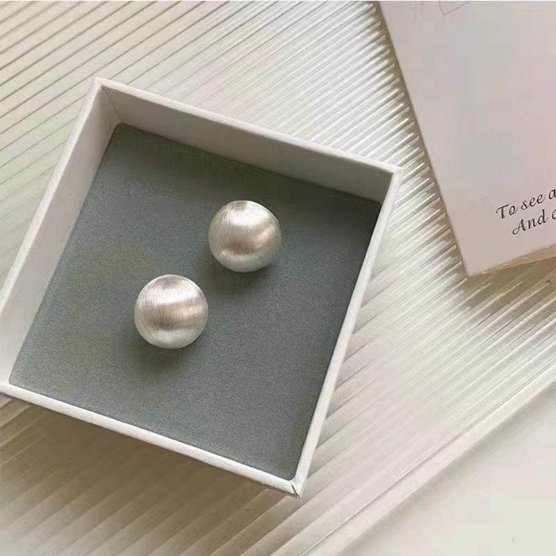 足银耳饰 足银990拉丝磨砂圆球耳钉 简约时尚 气质百搭款