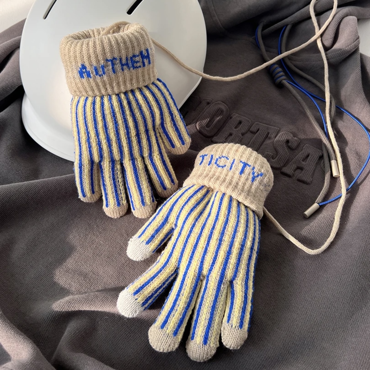 ins风韩系复古条纹分指手套加厚挂绳手套