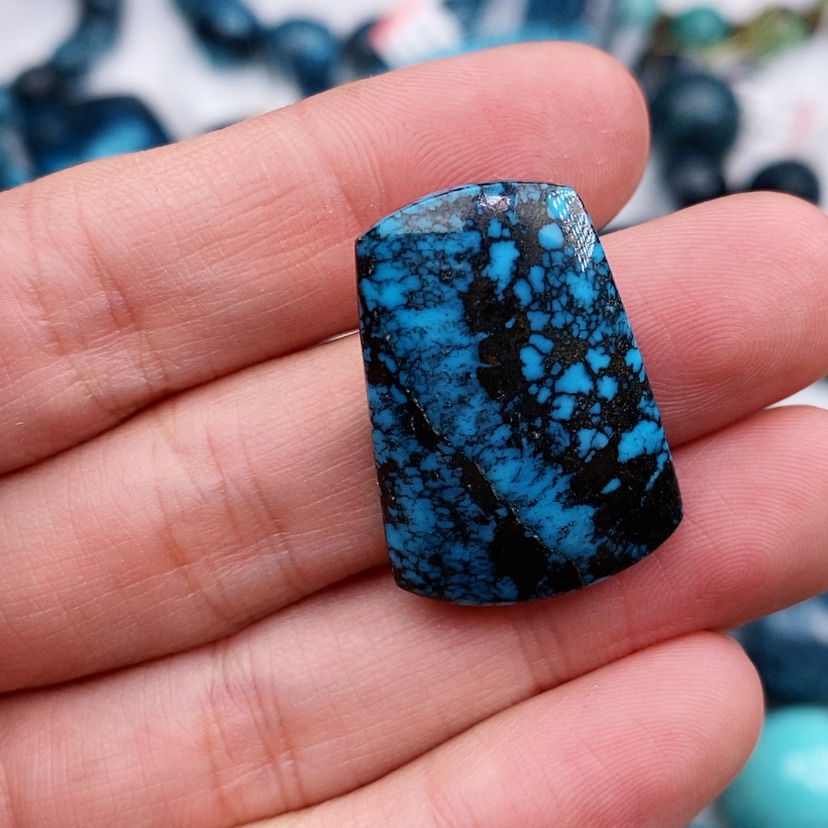 【闪购商品】绿松石珠宝奇石合金追***像