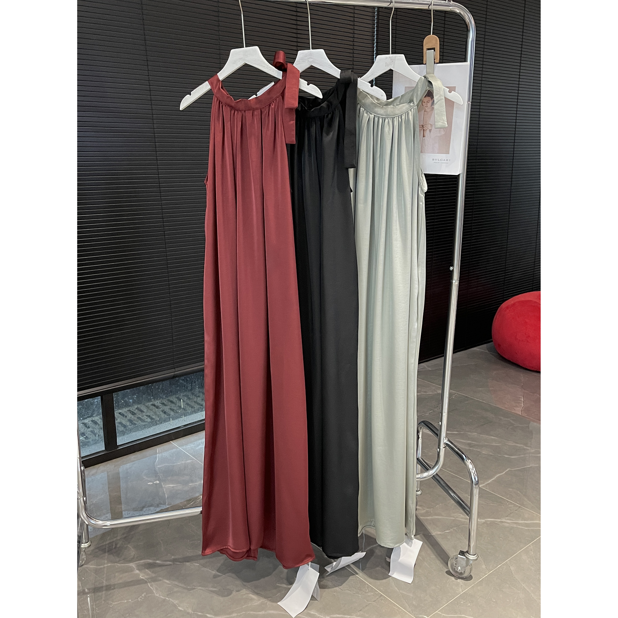 侧绑带丝滑长款连衣裙8737（清仓）