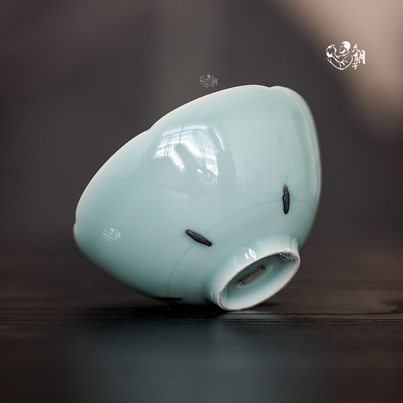 龙泉 潭城 青瓷 主人杯 粉青 蚂蝗绊杯