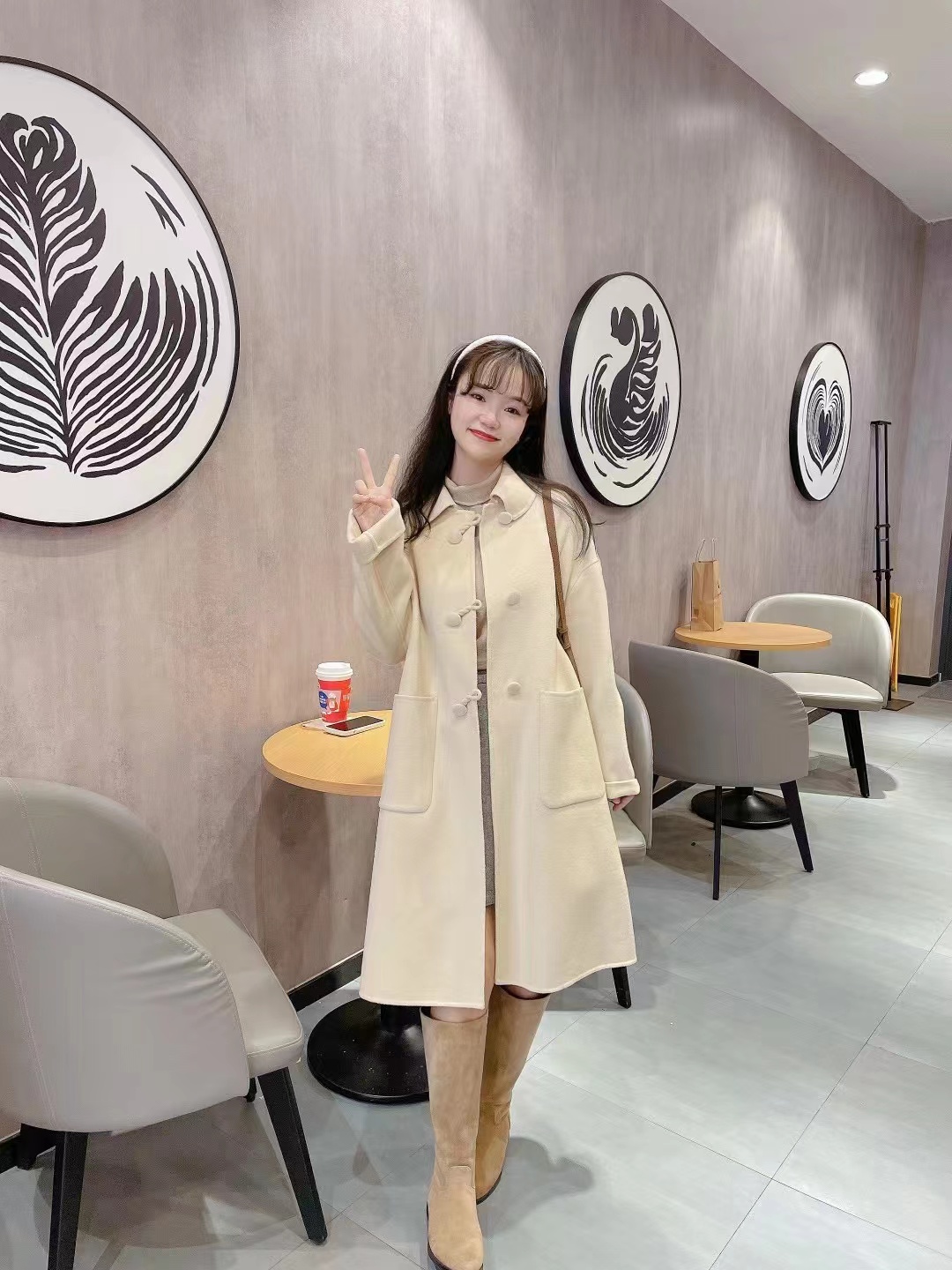 82227韩系盘扣双面羊绒大衣