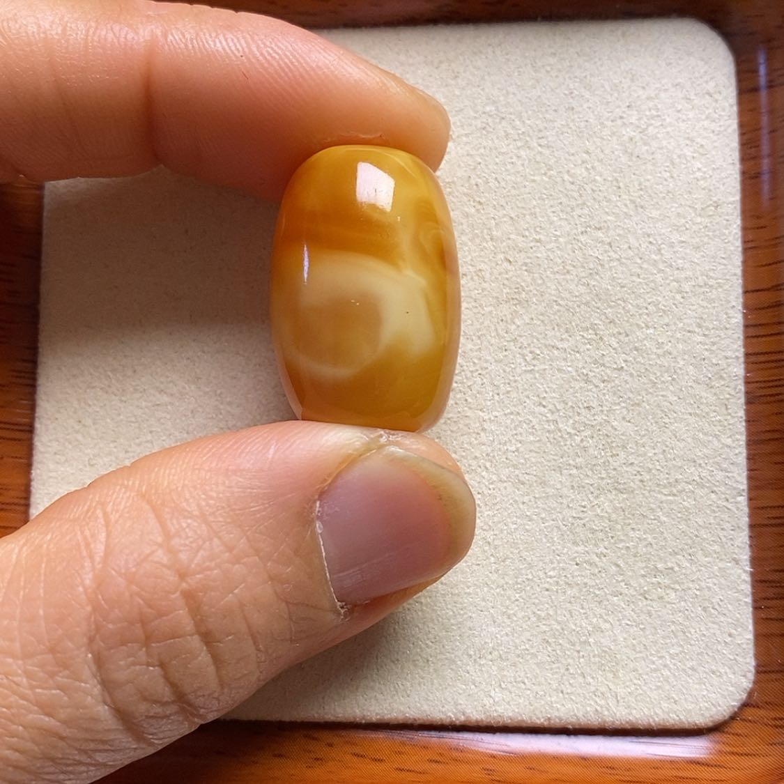 【闪购商品】蜜蜡裸石未镶嵌飲**源