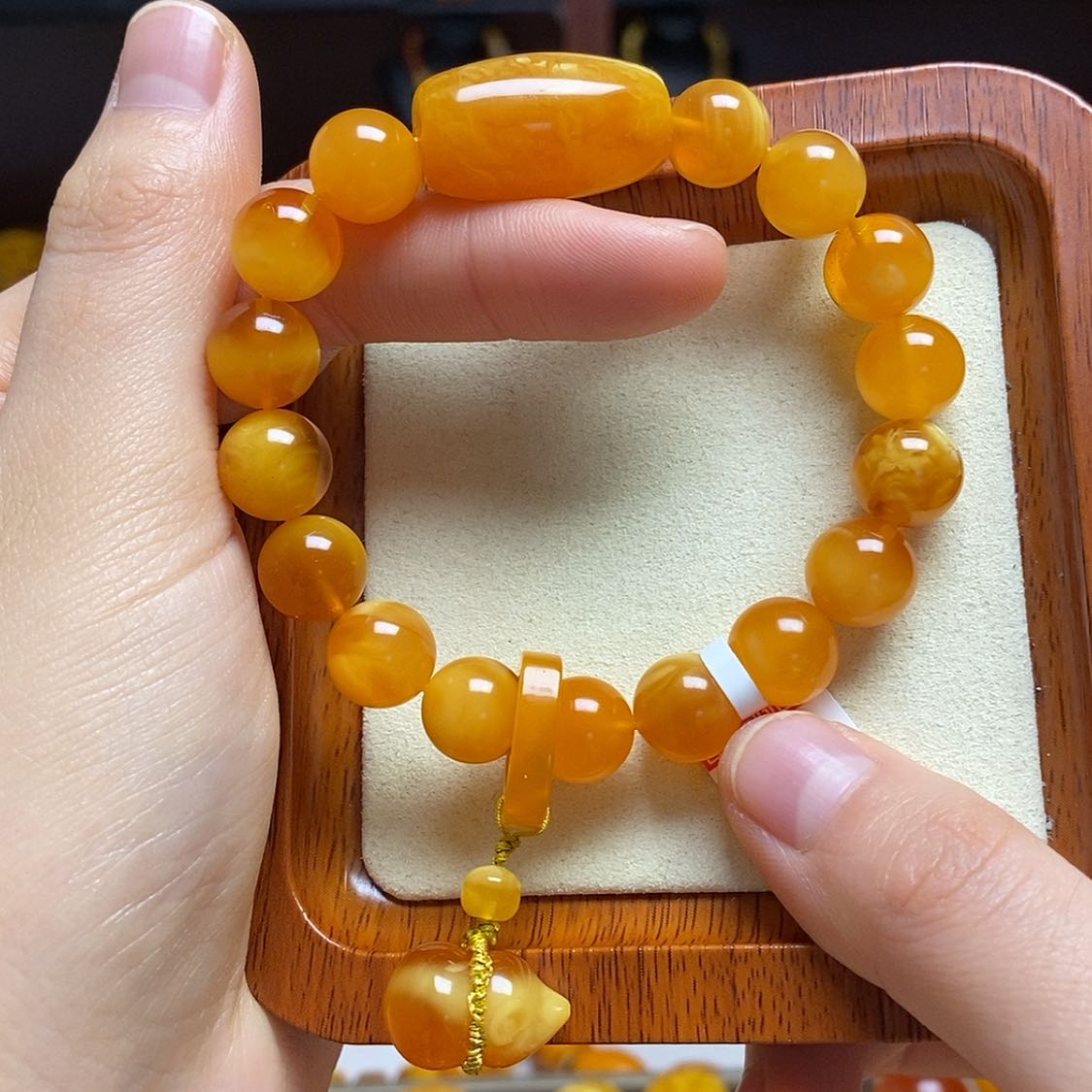【闪购商品】蜜蜡手链未镶嵌养****游