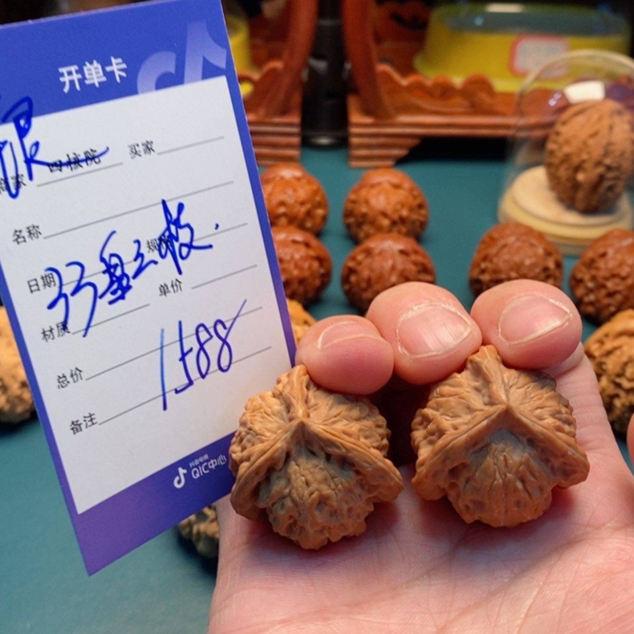 【闪购商品】桃核吊坠银**舰盘山三棱