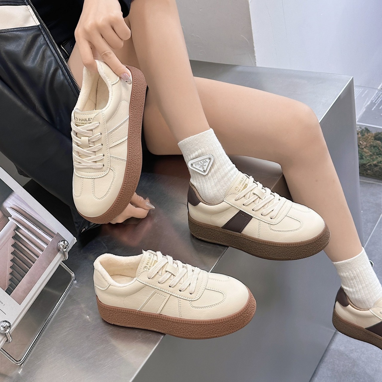 欧洲站真皮拼色板鞋女2023秋冬新款韩版系带休闲百搭复古德训女鞋