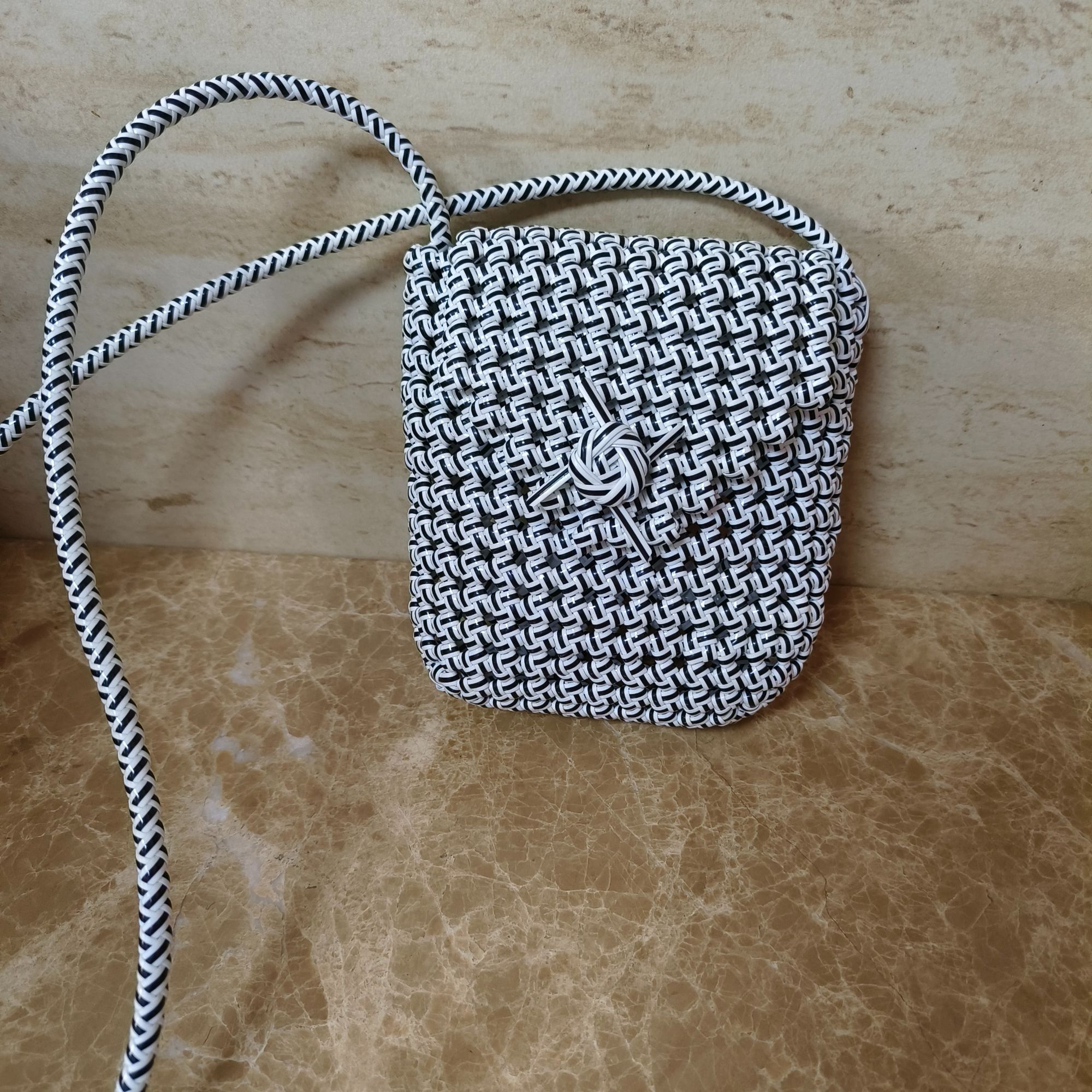 手机包藤条手工编制