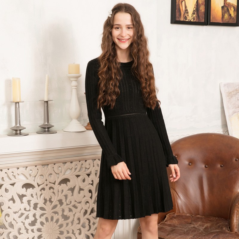 季候风秋冬通勤新款A型高腰淑女百褶针织连衣裙女8844OA135