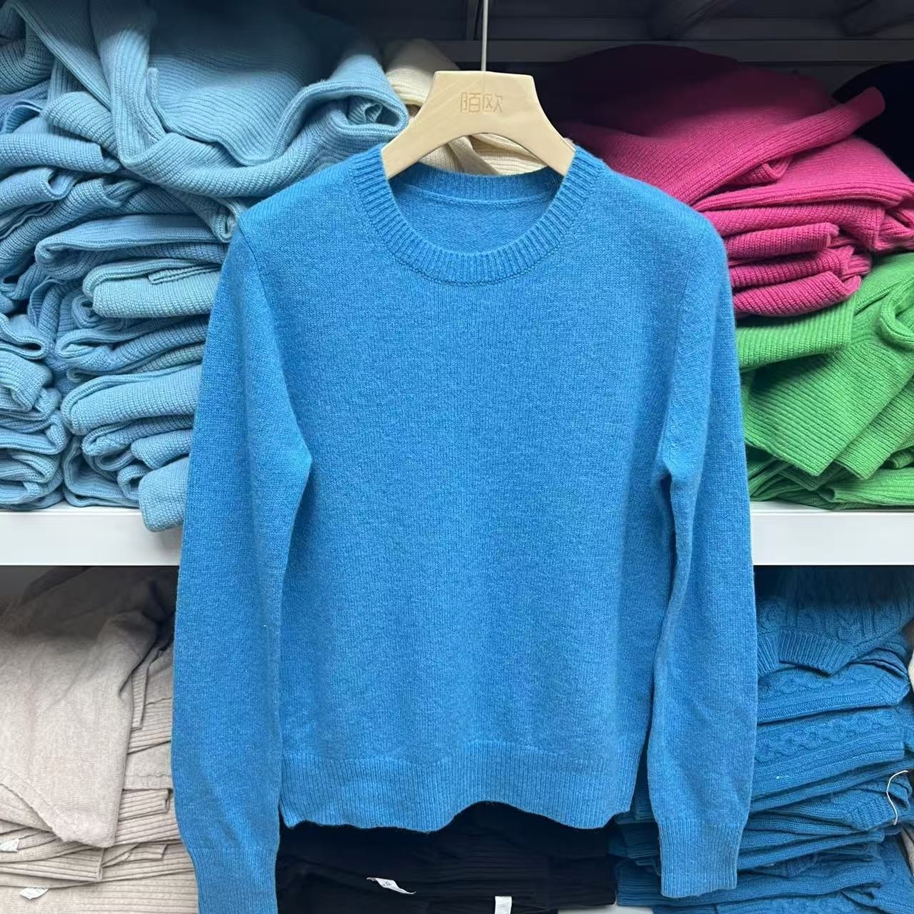 秋冬女士针织毛衣时尚百搭圆领套头