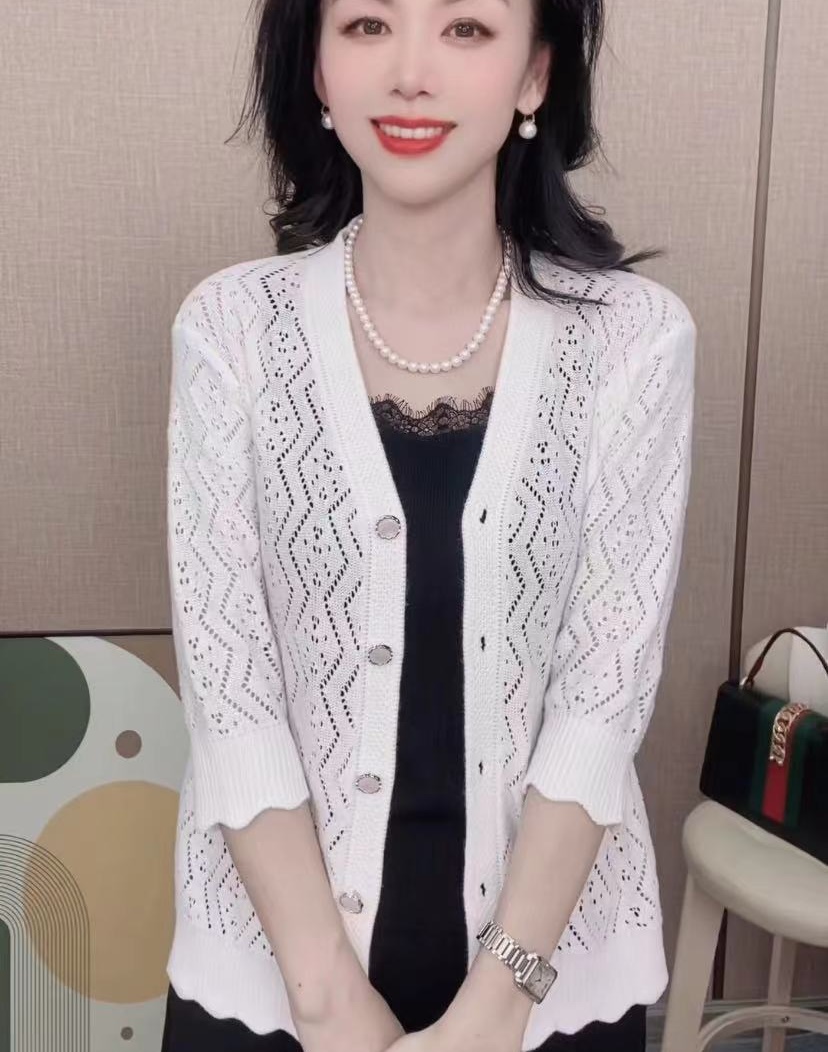 夏季新款时尚百搭气质洋气镂空薄款五分袖宽松针织开衫外套女