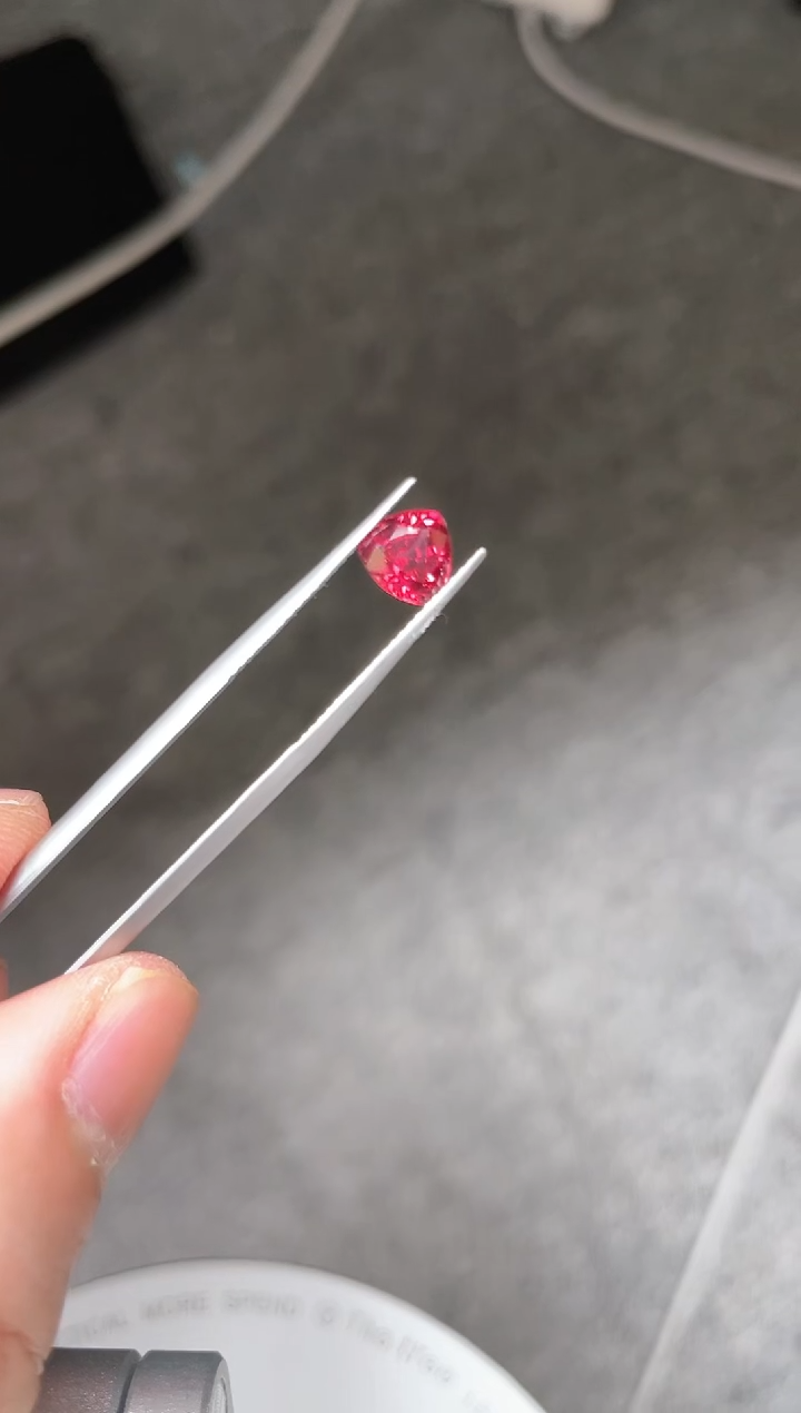 【闪购商品】尖晶石绝地武士未镶嵌1.33ct-031-多样性发-天然