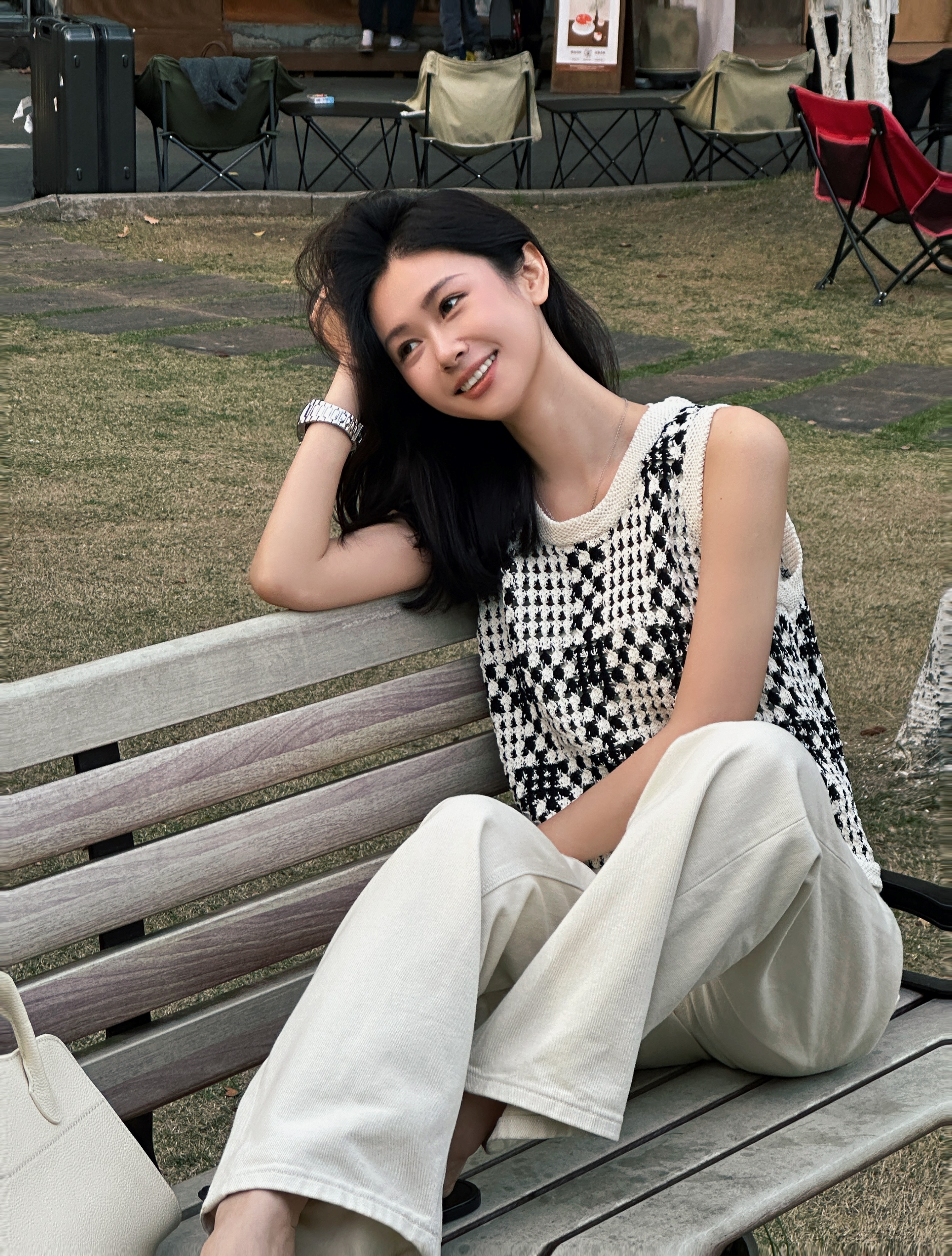 QK度假系列格纹镂空V领单排扣+圆领套头背心QK0185