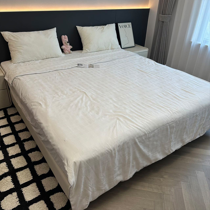 (蚕丝夏凉被)沐本西川精美手工订花冬暖夏凉舒适蚕丝夏凉被W